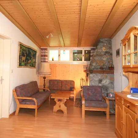 Haus Alpentraum דירה